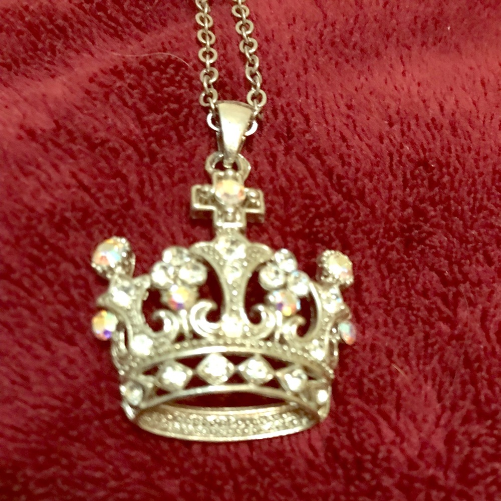 BeBe Crown Of Desire necklace.